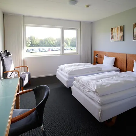 Trinity Og Konference Hotel 4*