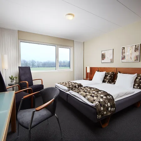 מלון Trinity Og Konference פרדריקה