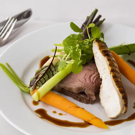 Hotel Trinity Og Konference