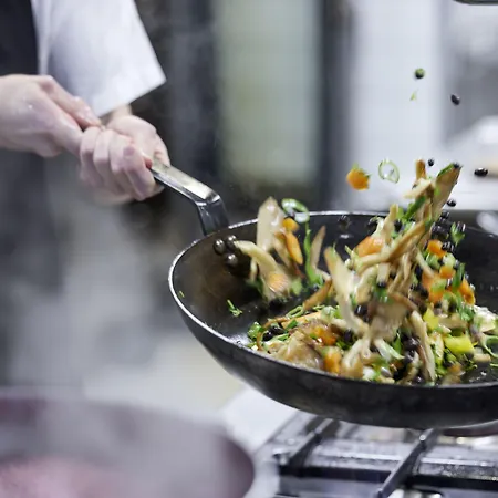 Trinity Og Konference Hotel 4*