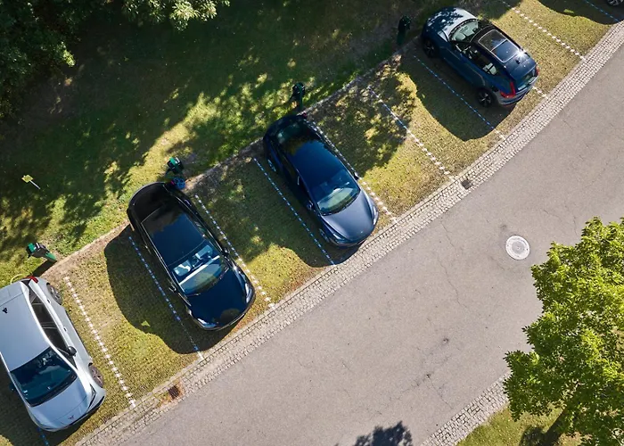 Trinity Og Konference ホテル