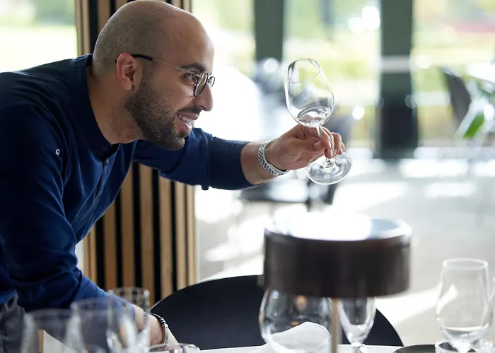 Trinity Og Konference ホテル