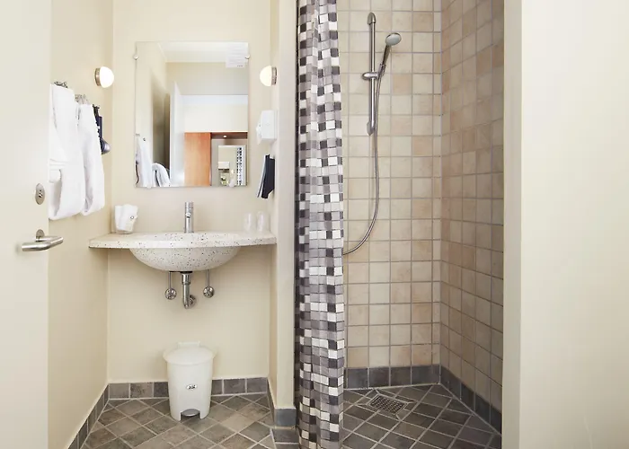 Trinity Og Konference ホテル